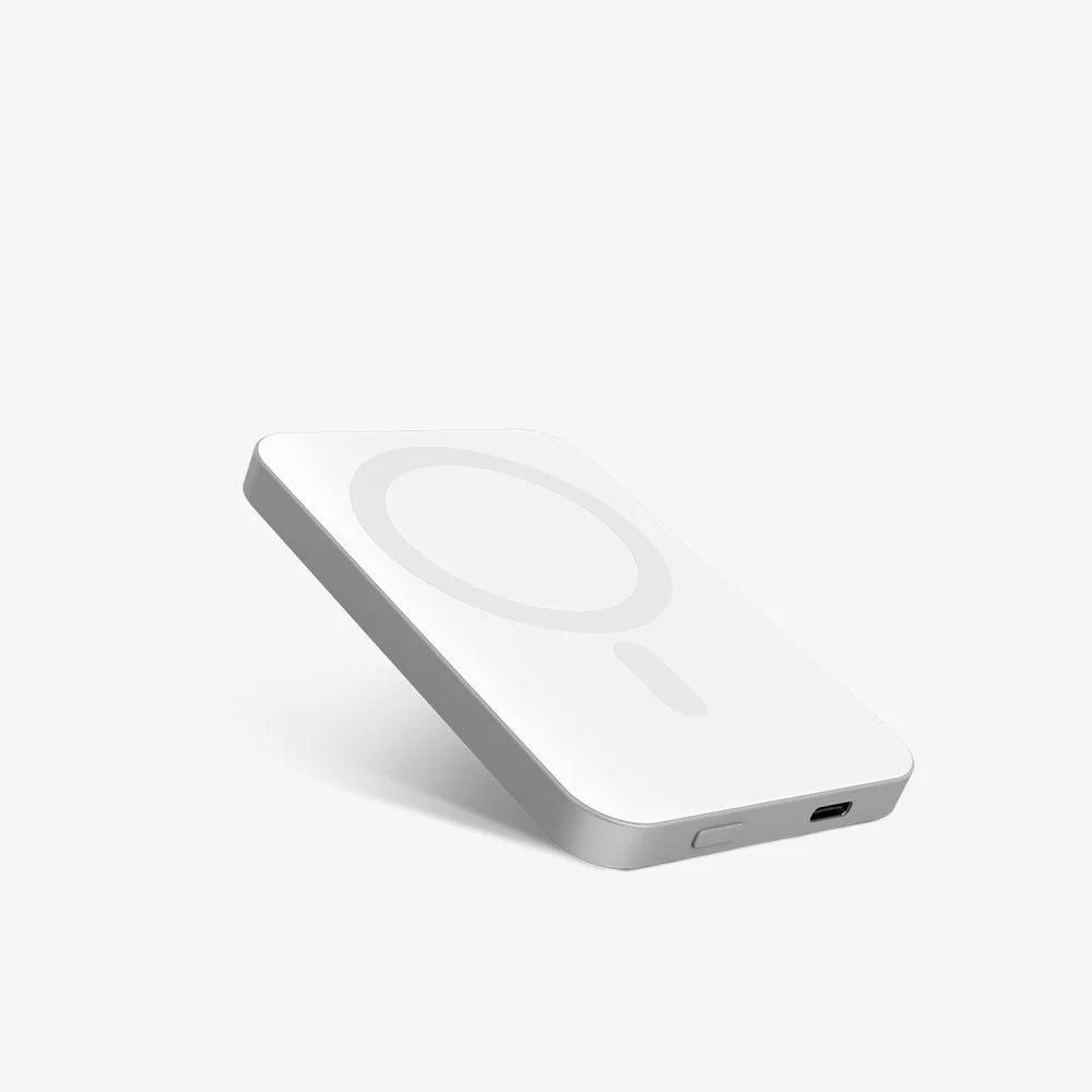 Ultra-Slim Magnetic Wireless Power Bank for iPhone - Fast Charging for iPhone 12, 13, 14, 15 Series